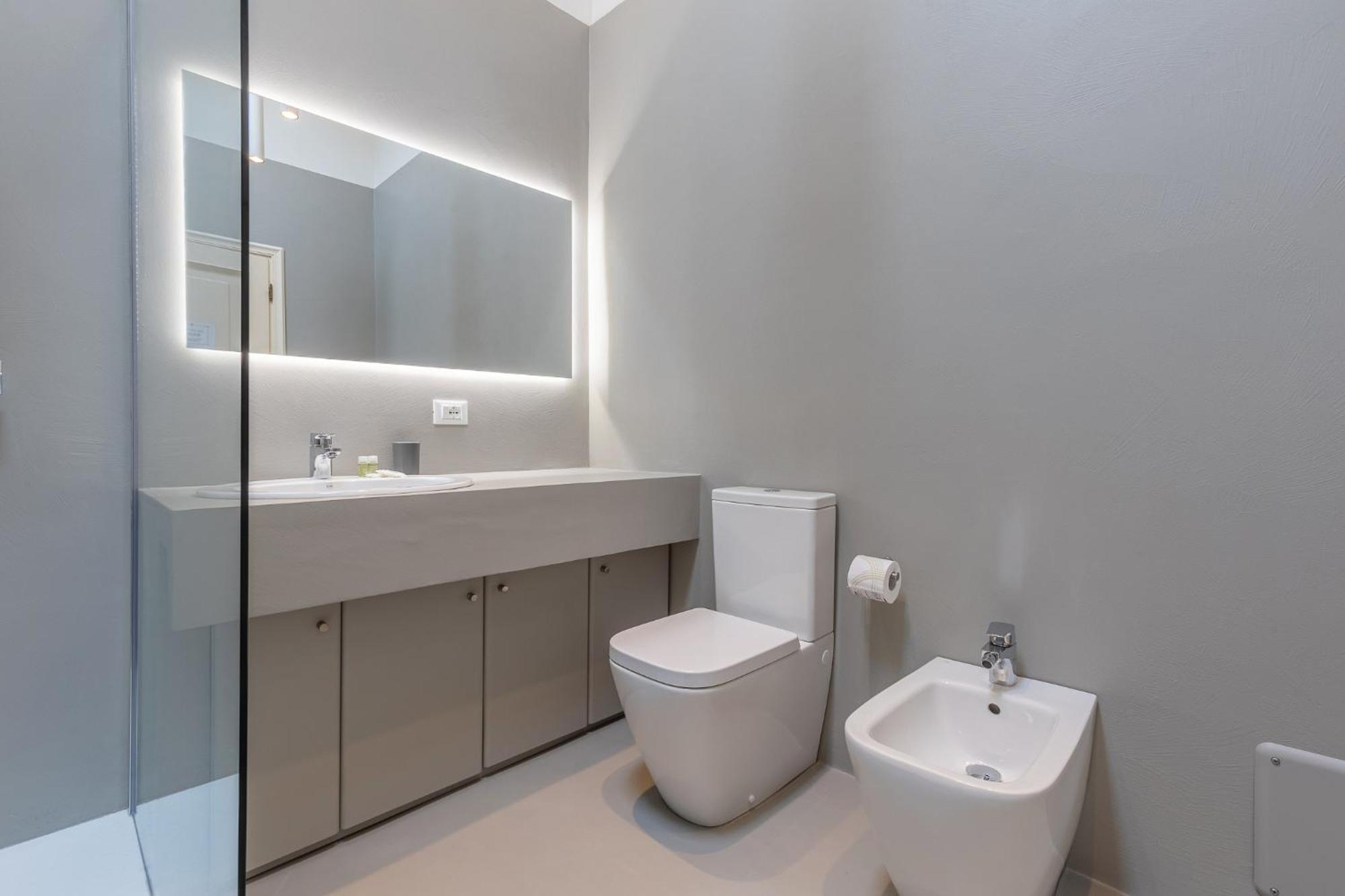 ボローニャPratello Elegante E Raffinata Mansardaアパートメント エクステリア 写真